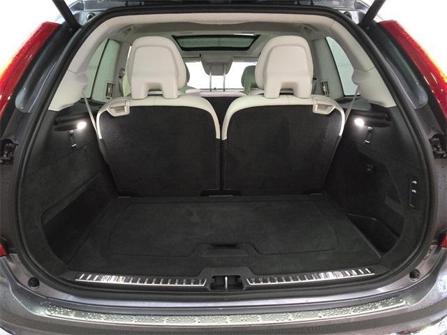 used 2018 Volvo XC90 car, priced at $22,991