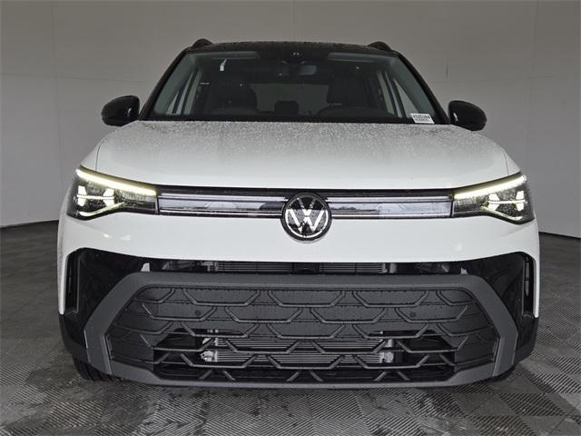 new 2025 Volkswagen Taos car, priced at $31,559