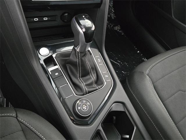 new 2025 Volkswagen Taos car, priced at $31,559