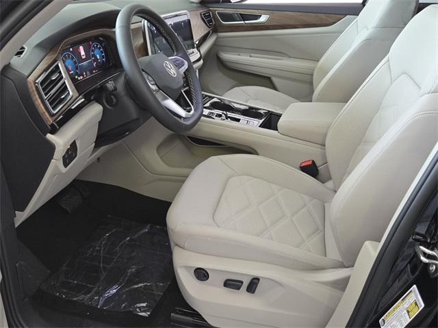 new 2025 Volkswagen Atlas car, priced at $41,986