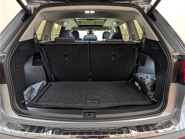 new 2025 Volkswagen Atlas car, priced at $40,813