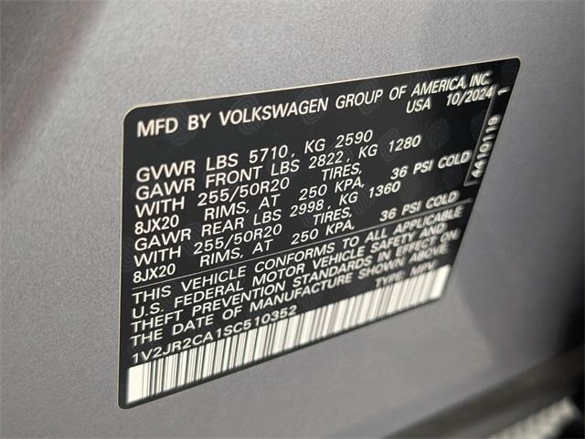 new 2025 Volkswagen Atlas car, priced at $40,813
