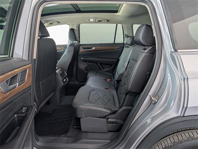 new 2025 Volkswagen Atlas car, priced at $40,813