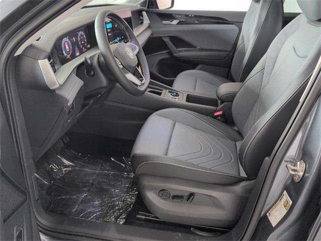 new 2025 Volkswagen Tiguan car, priced at $33,611