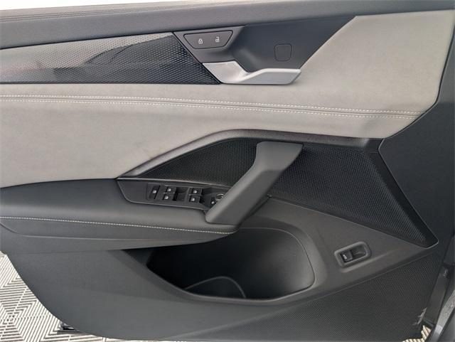 new 2025 Volkswagen Tiguan car, priced at $35,368