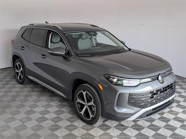 new 2025 Volkswagen Tiguan car, priced at $35,368