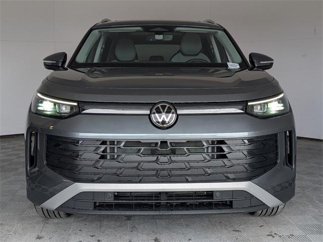 new 2025 Volkswagen Tiguan car, priced at $35,368