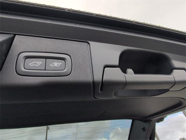 used 2023 Volvo XC60 car, priced at $34,979