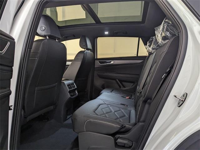 new 2026 Volkswagen Atlas Cross Sport car, priced at $43,995