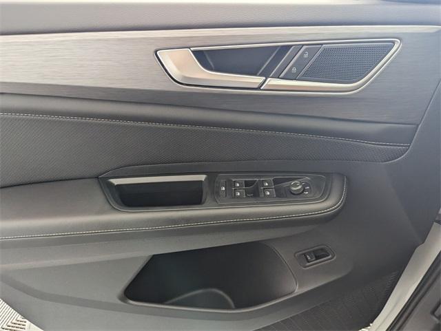 new 2026 Volkswagen Atlas Cross Sport car, priced at $43,995