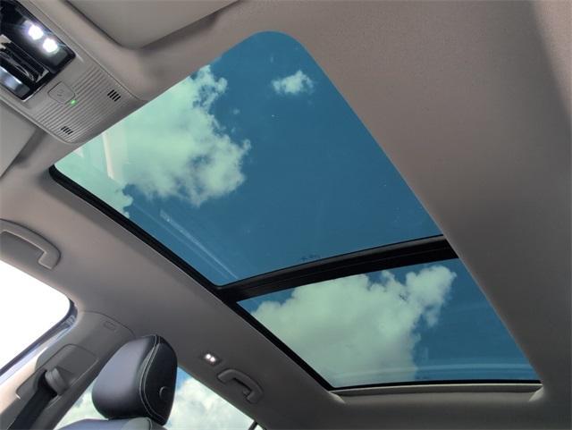 new 2026 Volkswagen Atlas car, priced at $45,137