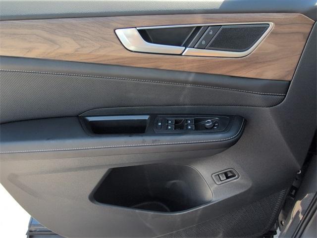 new 2026 Volkswagen Atlas car, priced at $45,137