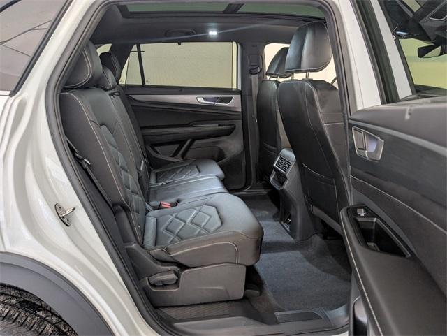 new 2025 Volkswagen Atlas Cross Sport car, priced at $43,014