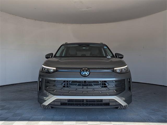 new 2025 Volkswagen Tiguan car, priced at $31,154
