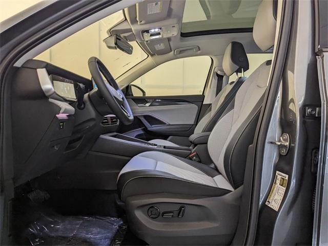 new 2025 Volkswagen Tiguan car, priced at $31,154