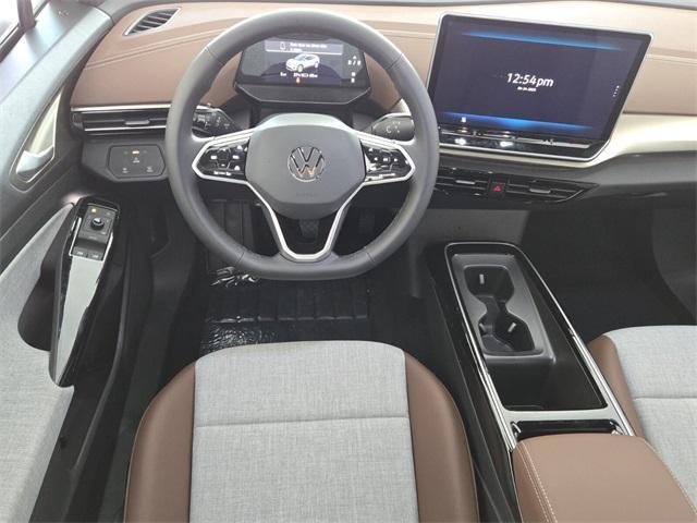 new 2025 Volkswagen ID.4 car, priced at $40,720