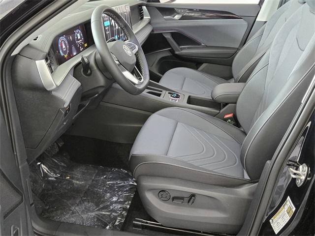 new 2025 Volkswagen Tiguan car, priced at $33,634