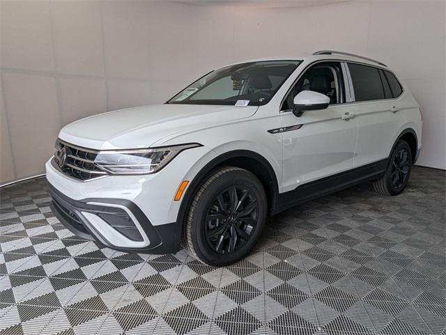 new 2024 Volkswagen Tiguan car, priced at $30,401