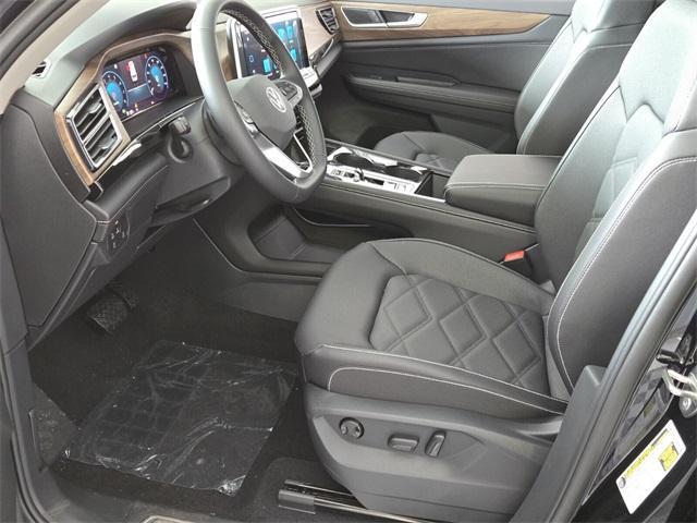 new 2025 Volkswagen Atlas car, priced at $42,498