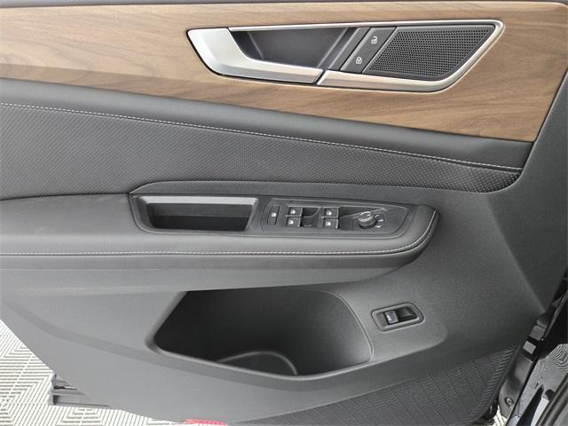 new 2025 Volkswagen Atlas car, priced at $42,498