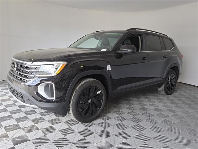 new 2025 Volkswagen Atlas car, priced at $42,498