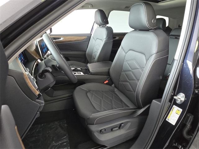 new 2025 Volkswagen Atlas car, priced at $42,498