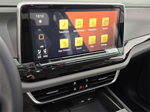 new 2025 Volkswagen Atlas car, priced at $45,834