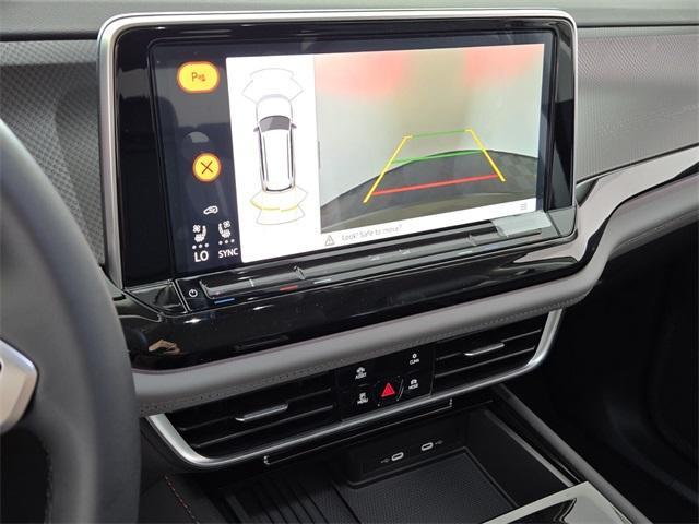 new 2025 Volkswagen Atlas car, priced at $45,834
