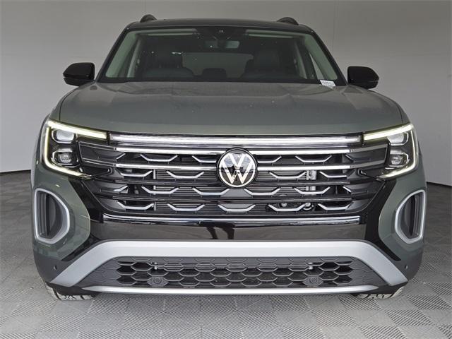 new 2025 Volkswagen Atlas car, priced at $45,834