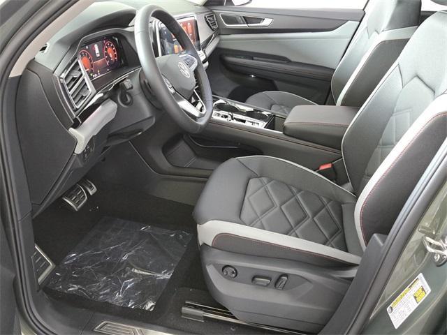 new 2025 Volkswagen Atlas car, priced at $45,834