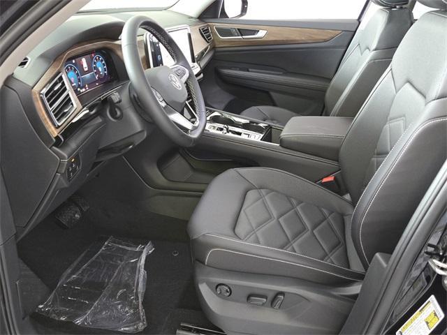 new 2025 Volkswagen Atlas car, priced at $43,486