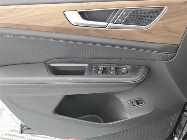 new 2025 Volkswagen Atlas car, priced at $43,486
