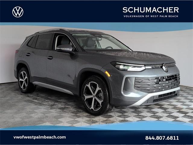 new 2025 Volkswagen Tiguan car, priced at $31,154