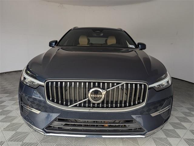 used 2022 Volvo XC60 car, priced at $35,789