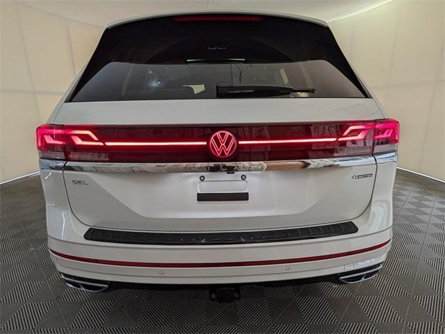 new 2025 Volkswagen Atlas car, priced at $52,245