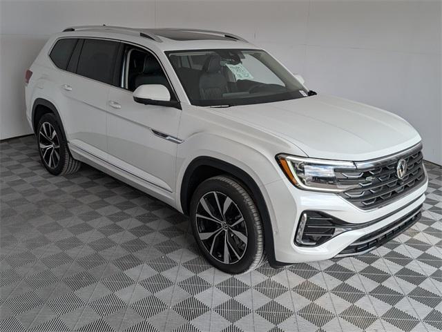 new 2025 Volkswagen Atlas car, priced at $52,245