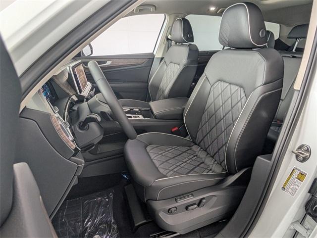 new 2025 Volkswagen Atlas car, priced at $52,245
