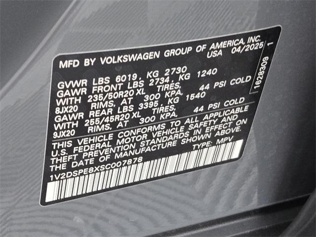 new 2025 Volkswagen ID.4 car, priced at $49,820