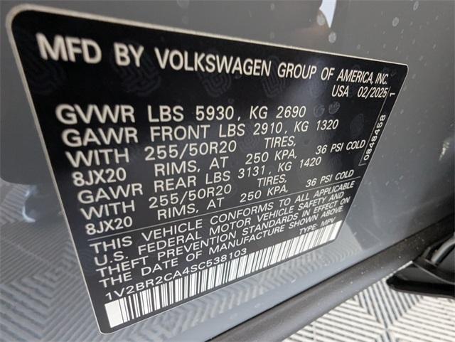 new 2025 Volkswagen Atlas car, priced at $47,214