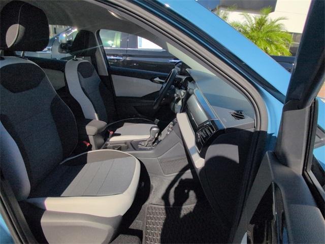 used 2025 Volkswagen Taos car