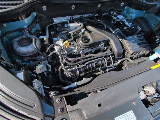 used 2025 Volkswagen Taos car