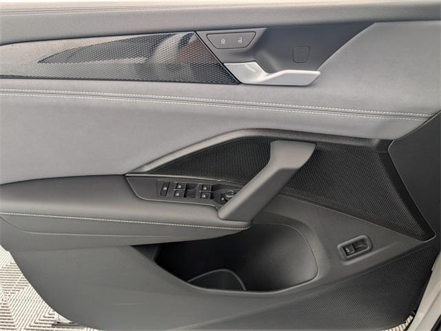 new 2025 Volkswagen Tiguan car, priced at $32,605