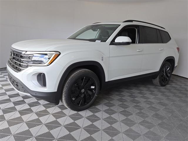 new 2025 Volkswagen Atlas car, priced at $43,648