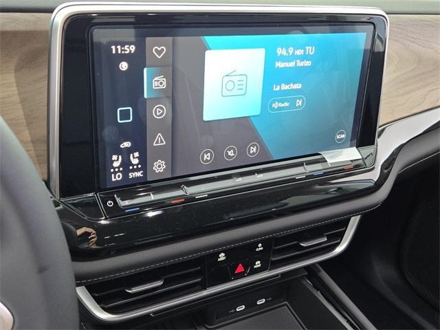 new 2025 Volkswagen Atlas car, priced at $41,986