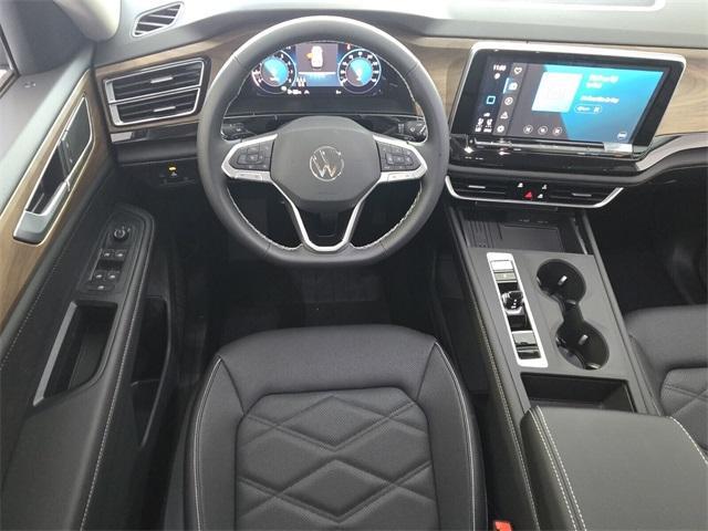 new 2025 Volkswagen Atlas car, priced at $41,986