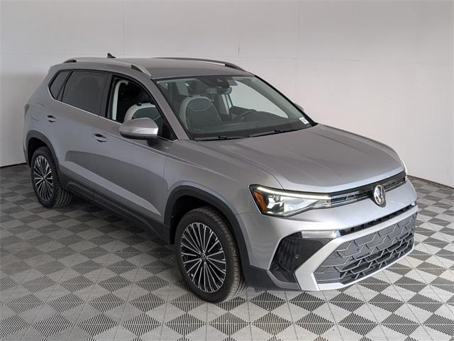 new 2025 Volkswagen Taos car, priced at $29,291