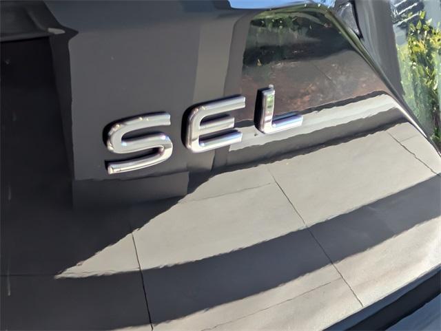 new 2025 Volkswagen Atlas car, priced at $46,488