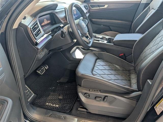 new 2025 Volkswagen Atlas car, priced at $46,488