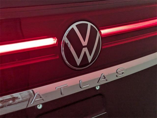 new 2026 Volkswagen Atlas Cross Sport car, priced at $38,385