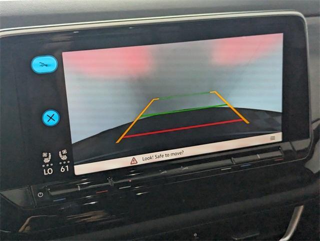 new 2026 Volkswagen Atlas Cross Sport car, priced at $38,385